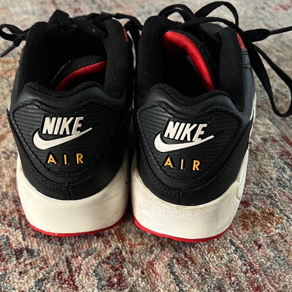 Nike Air Max 90 Youth size 6.5 - Picture 3 of 5
